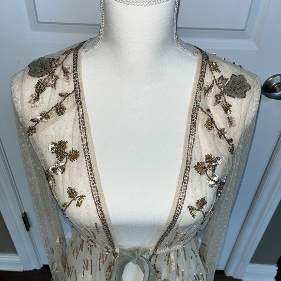 Freepeople Lace Embellished Embroidery Draw String Wrap Top - Picture 8 of 9